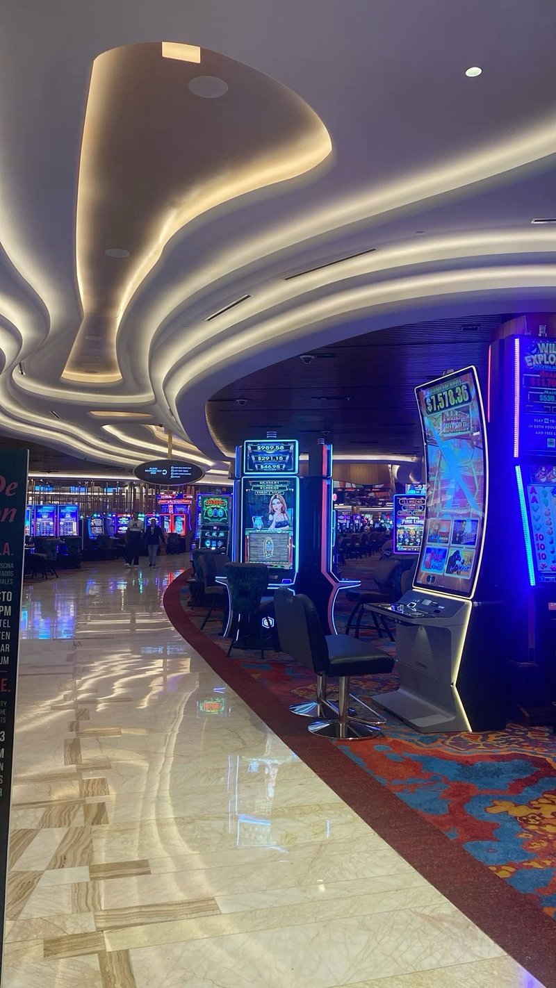 What’s the real deal with Fortunica Casino?